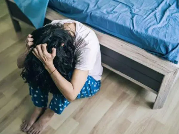Tự đi xét nghiệm ADN vì thấy bản thân không giống bố mẹ, cô gái cay đắng phát hiện bí mật khó nói của cả gia đình