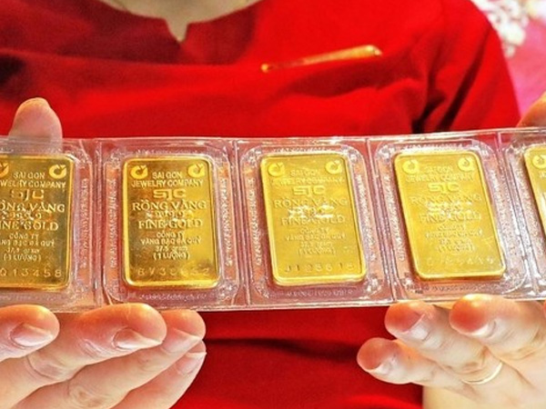 Giá vàng tăng phi mã, cao nhất trong 2 năm qua
