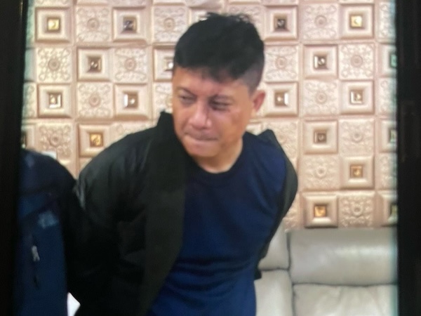 Bắt một giám đốc mang súng đột nhập biệt thự ở Phú Mỹ Hưng để trộm tài sản