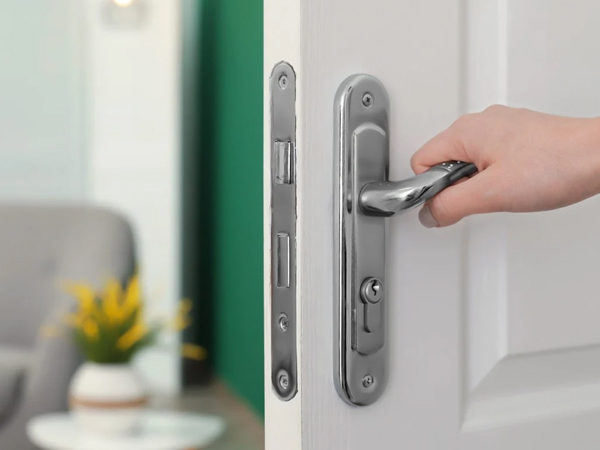 Bị bỏ tù vì thường xuyên lẻn vào căn hộ cao cấp để 'ngủ nhờ'