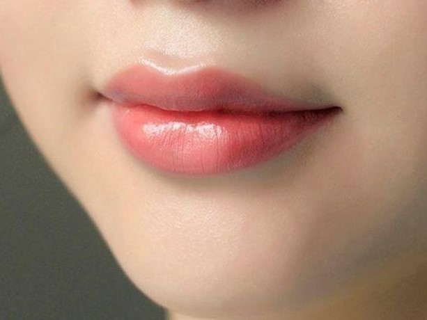 Người phụ nữ sống thọ thường có dấu hiệu đặc trưng gì?