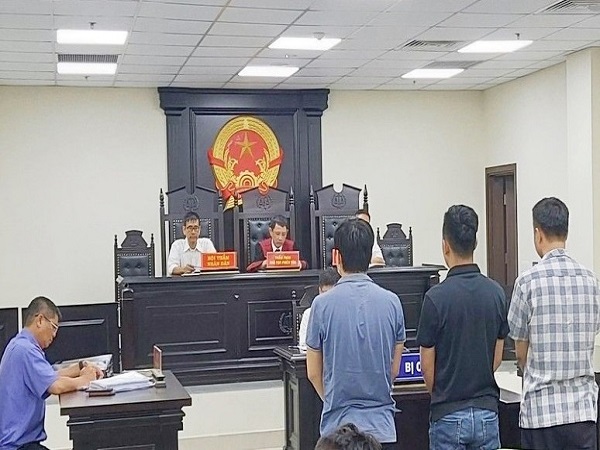 3 cựu công an trộm dê: Bị hại vắng mặt lần 2 có xét xử?