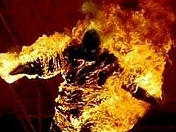 Nghi vấn người đàn ông tự thiêu vì chuyện tình cảm