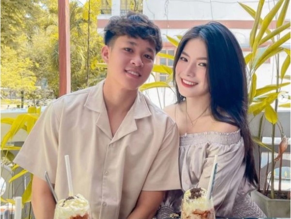 Bạn gái tuyển thủ U23 Việt Nam được báo Trung gọi tên là ai?