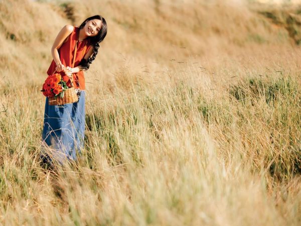 Đồi cỏ dại ngả vàng thành điểm chụp ảnh đẹp ngất ngây ở Đà Lạt