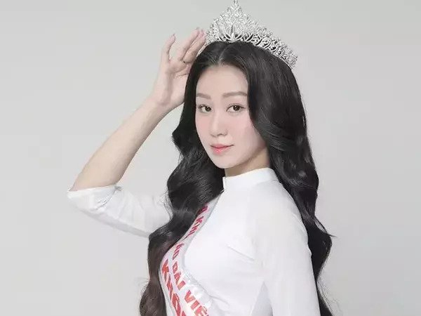 Hồ Yến Nhi - Á Khôi 2 Hoa khôi Áo dài Việt Nam 2022 là ai?