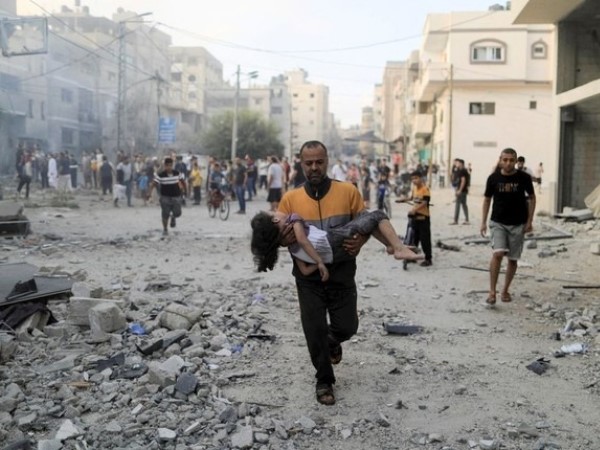 Israel tập trung lực lượng quanh Dải Gaza, người Palestine vội vàng sơ tán
