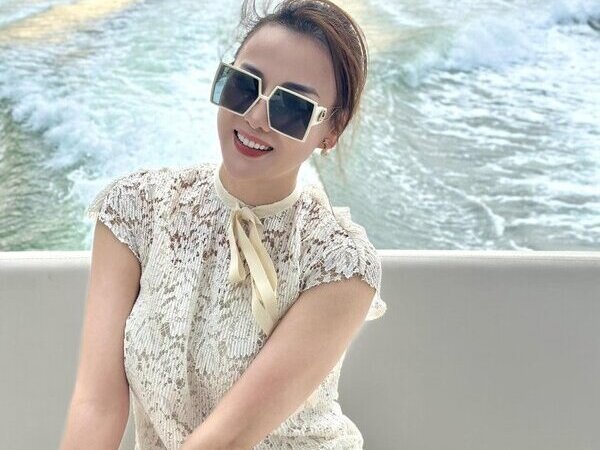 Phương Oanh diện đầm che bụng khoe nhan sắc mẹ bầu, hé lộ câu nói: 'Làm một đứa nữa đi'