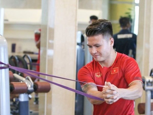 Quang Hải nghỉ 1 tháng, bỏ lỡ derby Hà Nội ở V-League 2023/24