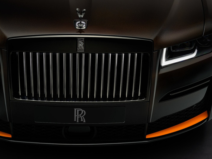 Xe siêu sang Rolls-Royce Black Badge Ghost lấy cảm hứng từ hiện tượng nhật thực