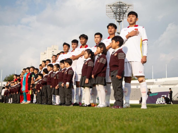 U18 Việt Nam thi đấu tiến bộ, vẫn thất thủ trước U18 Hàn Quốc