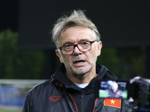 HLV Troussier: ‘Gặp Hàn Quốc không phải là bài kiểm tra, mà là một món quà’