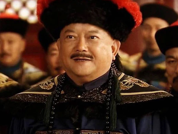 Gia Khánh tha cho gia đình Hòa Thân nhờ món đồ không ai dám đụng và quý giá bậc nhất thế gian?
