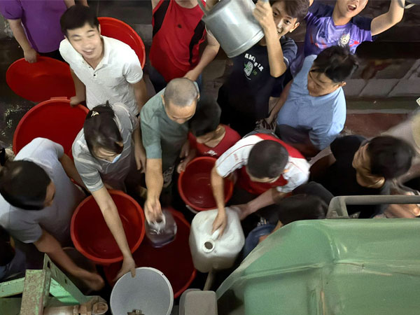 Bí thư Hà Nội yêu cầu cấp nước ngay cho người dân Khu đô thị Thanh Hà
