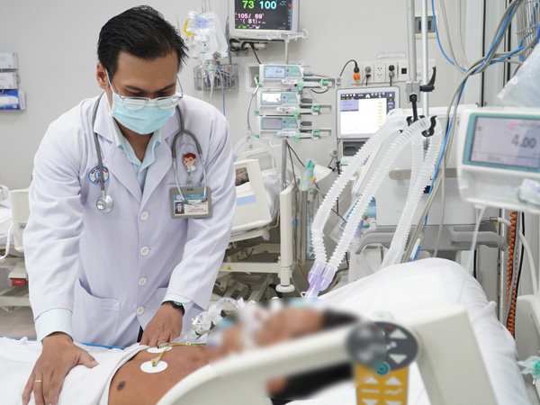 Chi phí điều trị cho nạn nhân ngộ độc sau uống sữa có thể lên đến 200 triệu đồng