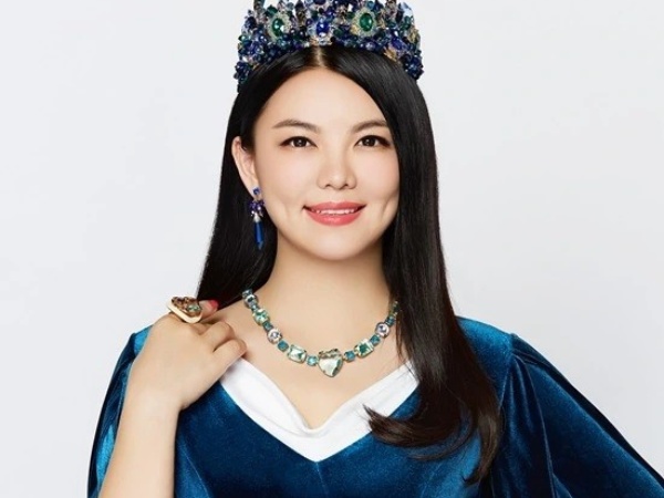 MC giàu nhất Trung Quốc với hơn 70 căn nhà, sống như bà hoàng