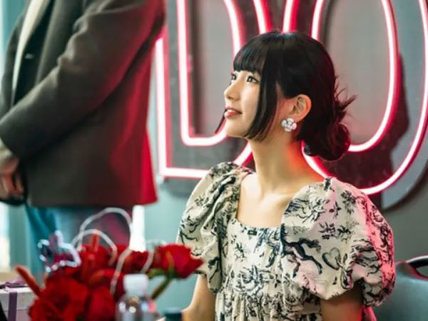 Suzy, Lee Hyori cùng nhiều sao Hàn đón đầu xu hướng tóc Hime: Ai xinh hơn?