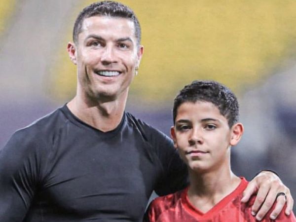 Con trai Ronaldo gia nhập Học viện Al-Nassr