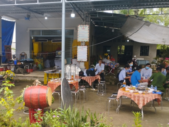 Nhói lòng vụ thiếu niên 14 tuổi đầu độc cha và bà nội ở Tiền Giang