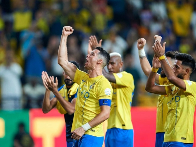 Ronaldo tiết lộ tương lai tại Al Nassr sau siêu phẩm đá phạt