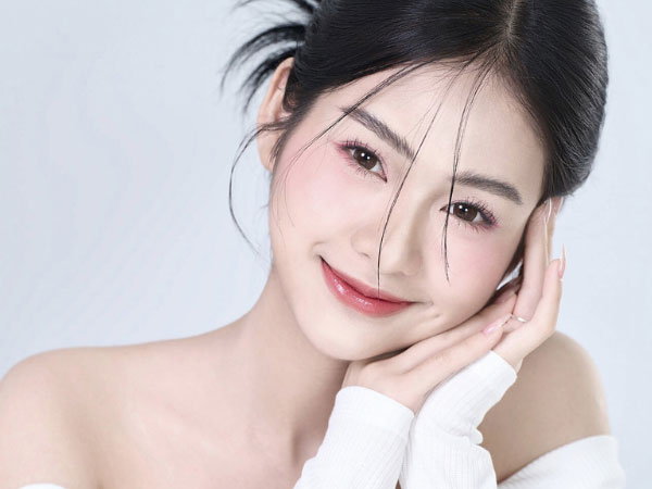 Mewing là gì? Cách mewing đúng giúp chị em có gương mặt thon gọn, đẹp như gái Hàn