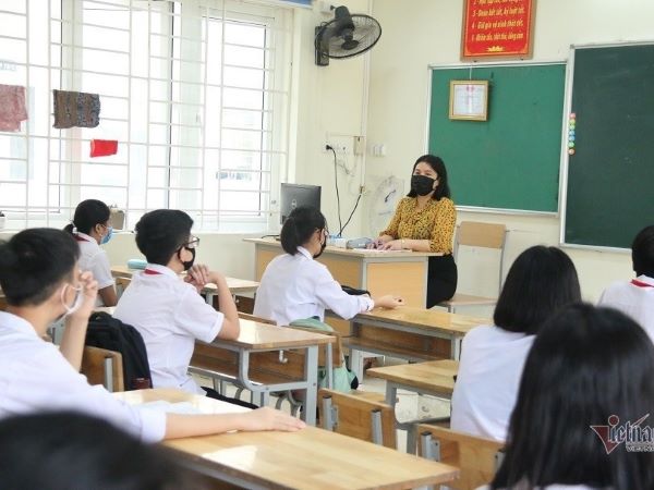 Giáo viên ngày càng e dè vì một sơ suất nhỏ có thể thành 'cơn bão mạng'