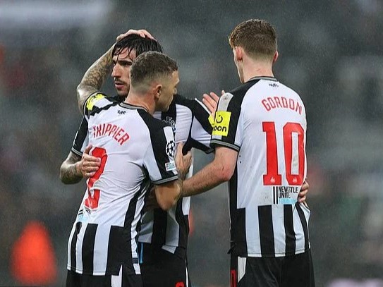 Thừa nhận nghiện cá cược, sao 52 triệu bảng của Newcastle bị treo giò 10 tháng