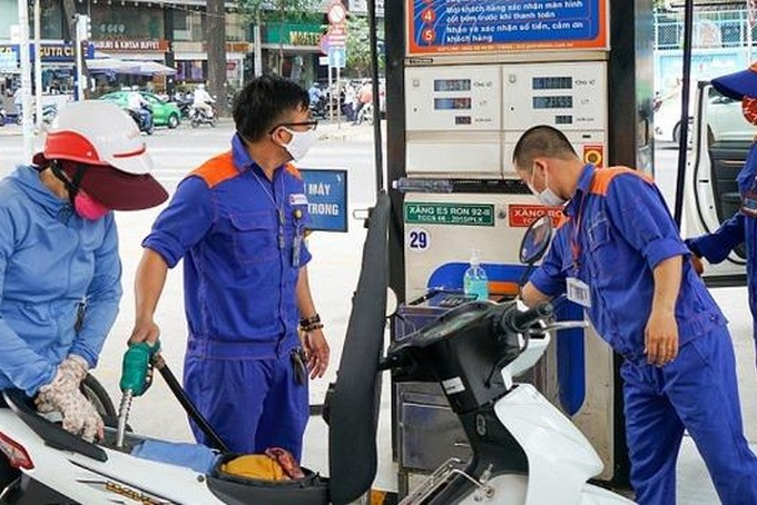 Giá xăng dầu hôm nay 27/10/2023 tiếp đà đi xuống