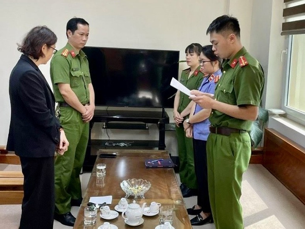 Bắt Giám đốc Công ty Bảo Việt Cao Bằng Hoàng Thị Minh Hiền