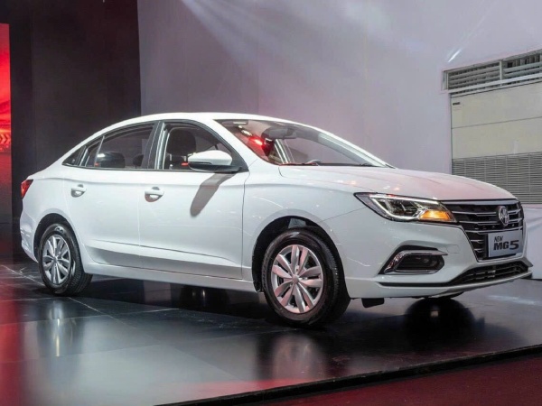 New MG5: Doanh số ế ẩm, xe Trung Quốc tung chiêu 'bình mới rượu cũ' vào Việt Nam
