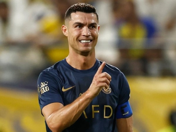 Ronaldo kiến tạo, Al Nassr thăng tiến trên BXH giải VĐQG Saudi Arabia