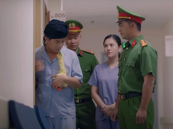 Biệt dược đen tập 25: Đạt sắp bị vạch trần màn giả điên, ông Sáng bị bắt cóc
