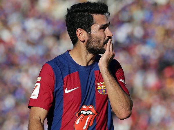 Gundogan sốc với phản ứng của phòng thay đồ Barca thua Real Madrid