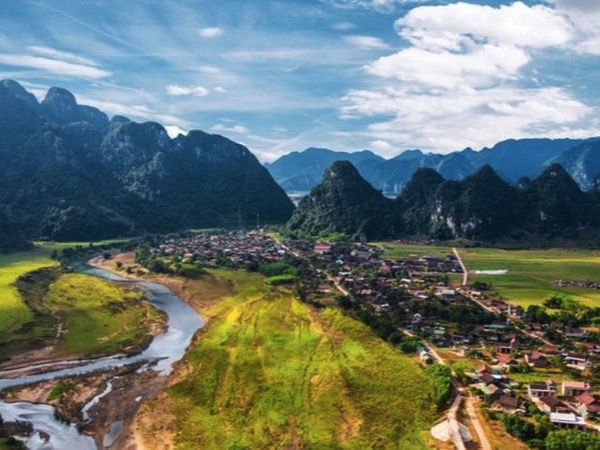 Có gì ở ngôi làng Việt Nam gần kỳ quan nổi tiếng, vừa được vinh danh là 'Làng du lịch tốt nhất thế giới'?