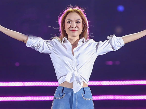 Show Mỹ Tâm bỗng dưng gây tranh cãi khi đặt cạnh BLACKPINK