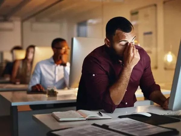 Điều gì sẽ xảy ra khi bạn ngồi cả ngày?