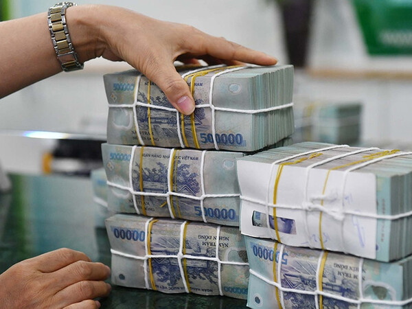 Khách vay 'bùng' nợ ồ ạt, có công ty tài chính nợ xấu vọt lên 20%