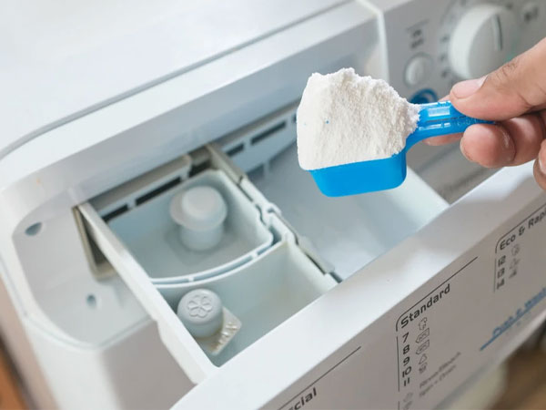 Dùng bột giặt hay nước giặt thì tốt hơn? Chuyên gia đưa ra kết luận dựa trên 3 yếu tố