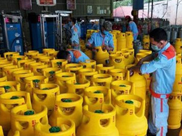 Giá gas tăng lần thứ 4 liên tiếp
