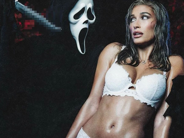 Ảnh nội y của vợ Justin Bieber trong dịp Halloween gây bão mạng