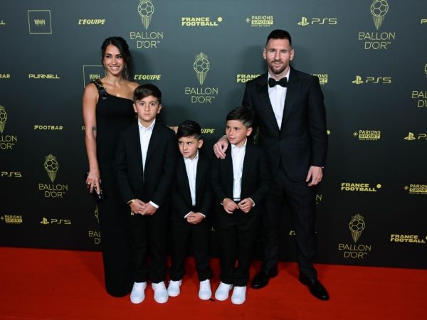 Gu thời trang đồng điệu của gia đình nhà Messi