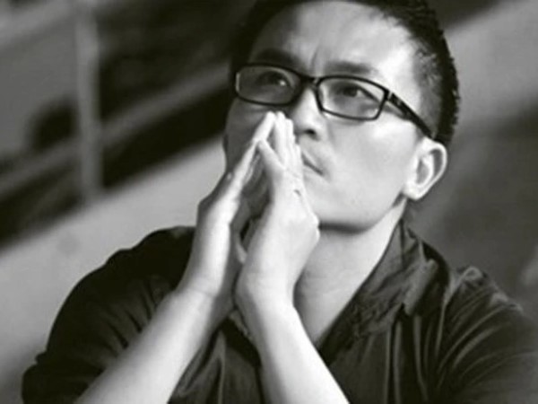 Nam MC mới được xét tặng NSƯT: Từng sụp đổ, bỏ về quê vì bị đánh rớt