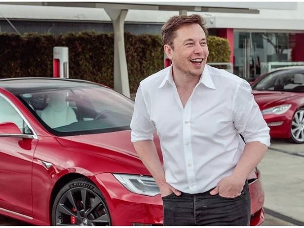 Người đàn ông giàu số 1 thế giới Elon Musk làm gì để sung mãn, có tới 11 đứa con?