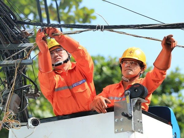 EVN không còn độc quyền về nguồn điện