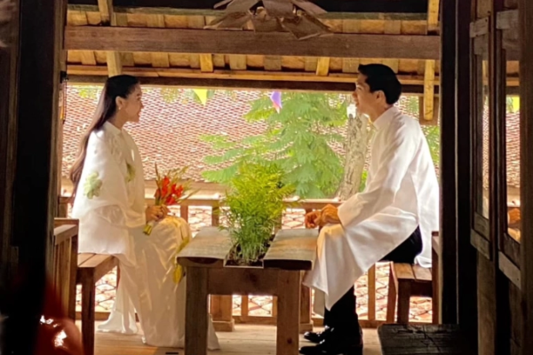 Ảnh cưới Đoàn Văn Hậu - Doãn Hải My: Chàng thì đẹp trai nàng thì đẹp gái, như xuyên không trở về quá khứ