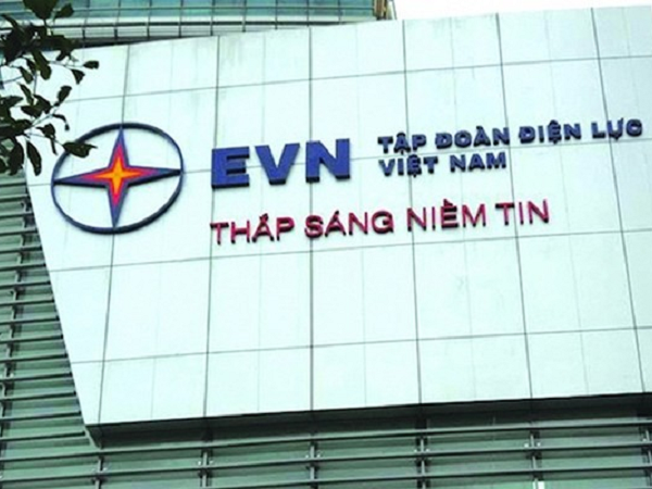 'Nóng' vi phạm ngành điện; ai có thể không được tăng lương?