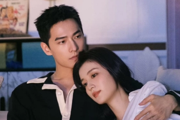 Rộ tin Dương Dương và 'tiểu Lưu Diệc Phi' chia tay vì 1 động thái lạ