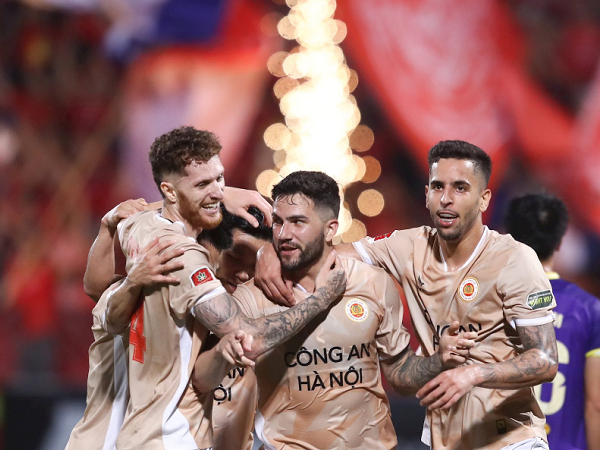 Vòng 3 V.League 2023-2024: Nam Định thăng hoa, Hà Nội FC đội sổ