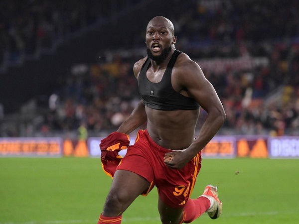 Lukaku 'lập công chuộc tội' giúp Roma của Mourinho ngược dòng khó tin ở Serie A