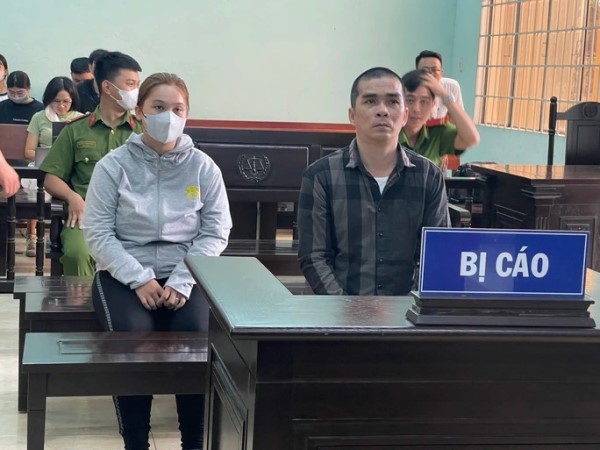 Xét xử đôi nhân tình nghi ép bé 3 tuổi hút ma túy đá: Bạo hành để... 'giỡn cho vui'